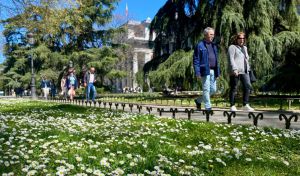 El tiempo: la primavera se va imponiendo, pese los fuertes vientos en el noreste
