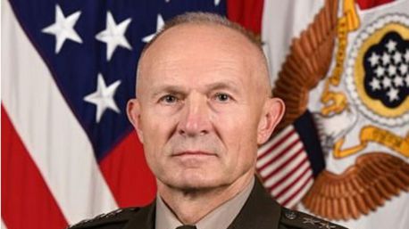 Destituido el jefe del Estado Mayor de EEUU en plena guerra de Irán