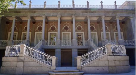 El Capricho recupera su esplendor con la restauración del fortín y el salón de baile
