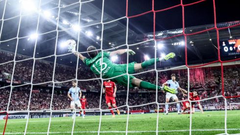 Liga Europa. El Celta se deshace en Friburgo y espera un milagro en Vigo