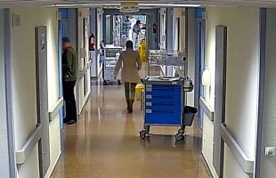 Detenido por robar a personas mayores en las habitaciones del hospital de Torrevieja