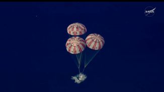 Misión cumplida: Artemis vuelve después de sobrevolar la cara oculta de la luna