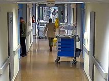 Detenido por robar a personas mayores en las habitaciones del hospital de Torrevieja