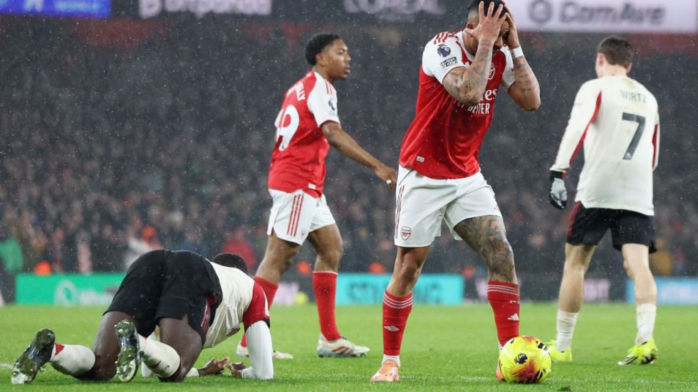 El Arsenal se vuelve a despistar e Iraola pone la Premier League 'patas arriba'