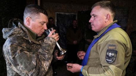 Entra en vigor la tregua pactada por Rusia y Ucrania por la Pascua ortodoxa