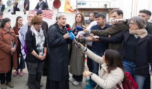 La flotilla zarpa 'simbólicamente' hacia Gaza por el mal tiempo