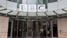 La BBC anuncia que despedirá a 2.000 trabajadores en tres años, el 10% de su plantilla