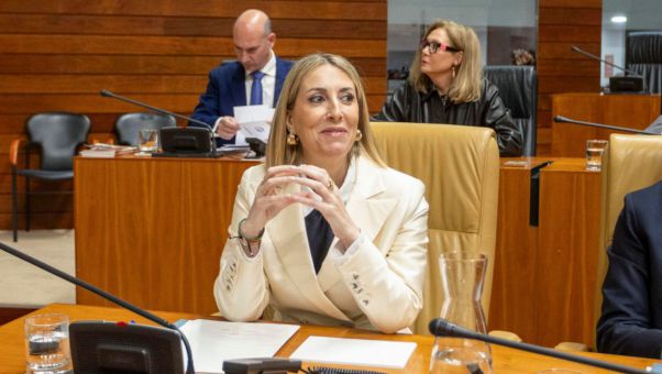 Las formaciones han acordado que Vox ocupe dos consejerías y la vicepresidencia.