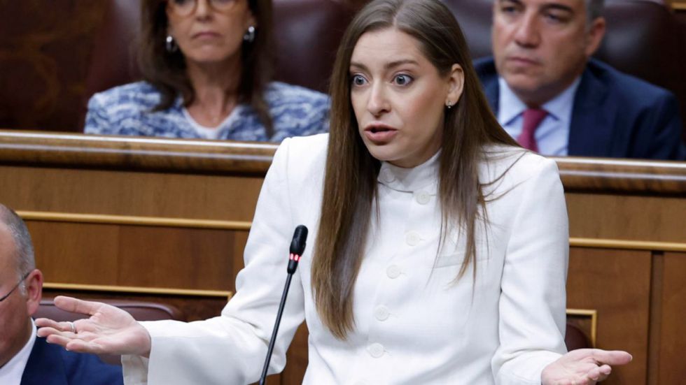 El PP acusa a Sánchez de tener al país en 'estado vegetativo' y de seguir 'paso a paso el manual del populista'