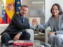 Feijóo, a Sánchez: 'El sitio de España está al lado de María Corina y no de la tiranía'