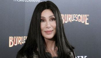 Cher se queda 'sin palabras' tras descubrir que es abuela de una joven de 15 años