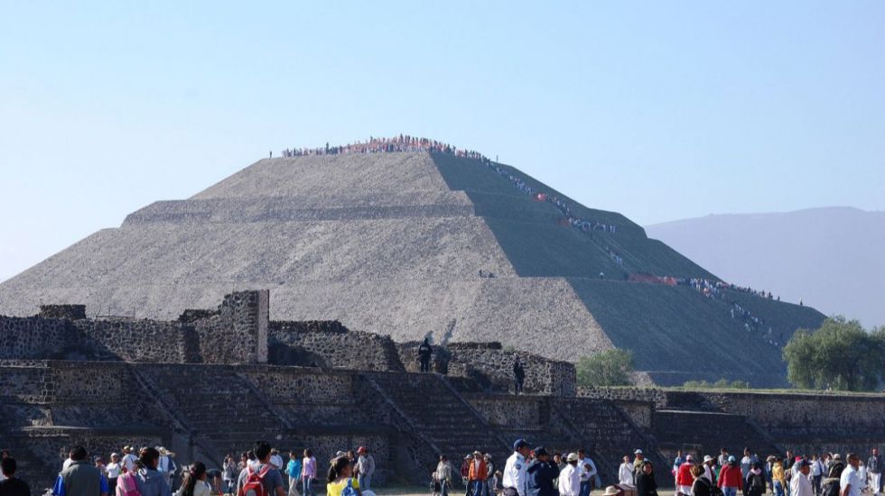 Dos muertos y cuatro heridos tras un tiroteo en Teotihuacán, epicentro del turismo en México