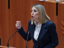 María Guardiola, investida presidenta de Extremadura: 'No es fascismo, es democracia'
