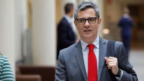 Bolaños 'compra' la tesis de Junts y critica la citación de Jordi Pujol en la Audiencia Nacional