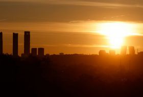 ¿Por qué se produjo el apagón? Las luces y sombras del 'cero eléctrico' un año después