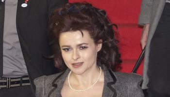La actriz Helena Bonham Carter abandona su papel en pleno rodaje de The White Lotus
 