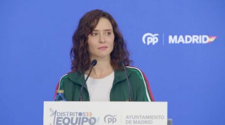Ayuso acusa a Sánchez de utilizar la regularización masiva para 'reventar las elecciones'