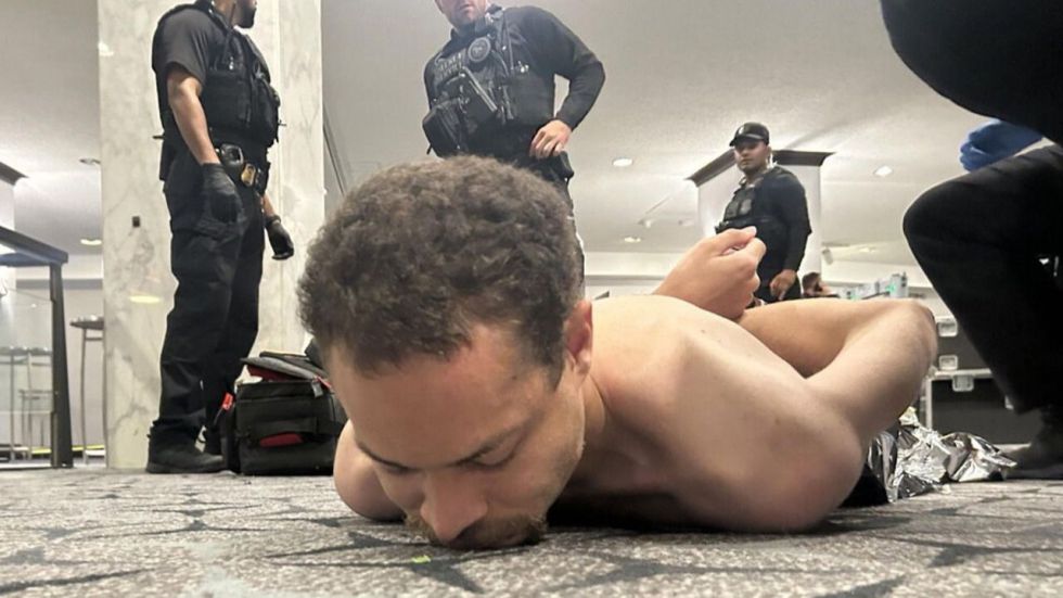 El detenido por el tiroteo en la cena de gala de Washington, acusado de intento de asesinato a Trump