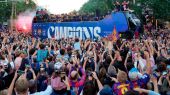 El Barcelona celebra LaLiga a lo grande y lanza 'dardos' al Madrid