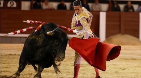 Crónica taurina en El Imparcial. San Isidro: solvencia ante la adversidad