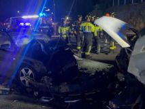 Cuatro heridos en un choque frontal en la M40 en una persecución policial