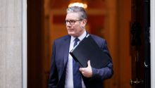 Starmer se aferra al poder frente a un laborismo fracturado