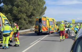 Siete ciclistas atropellados, uno de ellos grave, por un vehículo en Brunete