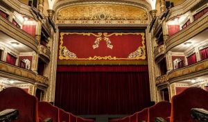 El teatro Lope de Vega reabrirá con 9 espectáculos de la Bienal de Flamenco