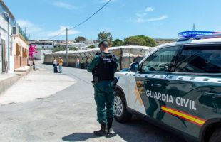 Prisión provisional para el joven que asesinó a sus padres e hirió a otras cuatro personas en El Ejido