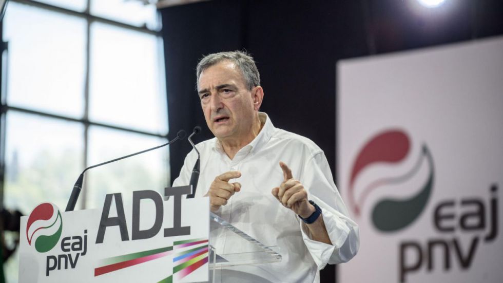 El PNV pone fecha de caducidad a Sánchez: ve 'irresponsable' que siga 'más allá de 2026'