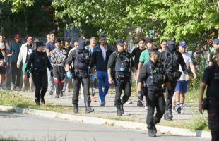 Identificados 116 inmigrantes magrebíes en dos fábricas okupadas de Vitoria