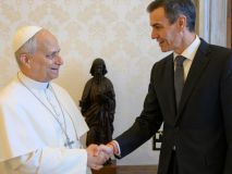 Sánchez se refugia junto al Papa mientras la UCO registra Ferraz: 'Nada de esto impugna la labor del Gobierno'