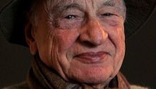 Muere a los 104 años el filósofo francés Edgar Morin, creador del 'pensamiento complejo'