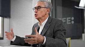 El histórico dirigente del PSOE, Ramón Jáuregui, pide 'un congreso extraordinario urgente'