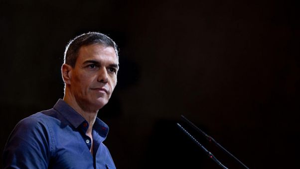 Concluye que la trama estaba dirigida por Santos Cerdán y Leire Díez para 'proteger los intereses del presidente'.