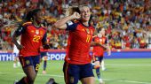 España destruye a Inglaterra con un recital hacia el Mundial 2027