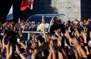 Emocionante y multitudinaria vigilia de los jóvenes con el Papa en Madrid
