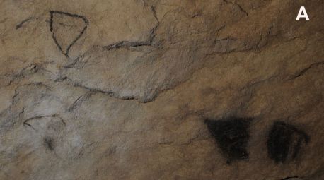 Datan pinturas y grabados rupestres en una cueva del complejo de Ojo Guareña