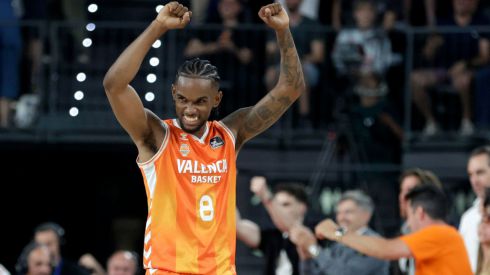 Liga ACB. El Valencia se impone al Joventut en un duelo ofensivo