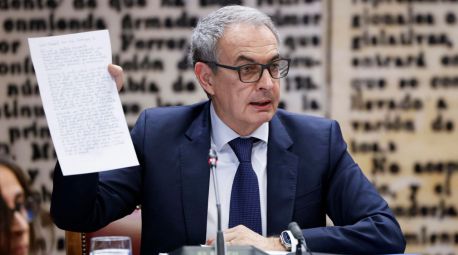 Zapatero cuestiona la validez de mensajes clave en el caso Plus Ultra y pide consultar a EEUU