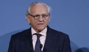 El periodista y escritor Álex Grijelmo, elegido para ocupar la silla 'o' de la RAE
 