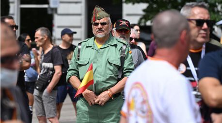 Militares de tropa y marinería piden ante el Congreso 'dignidad' ante una labor de riesgo