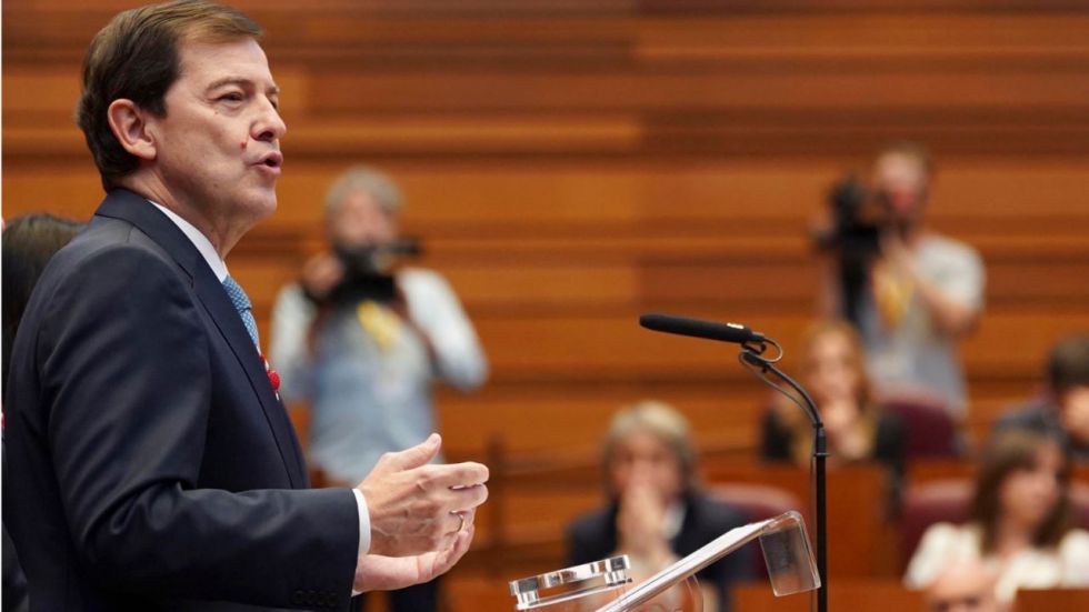 Vox consigue una vicepresidencia y tres consejerías en el nuevo gobierno de Mañueco