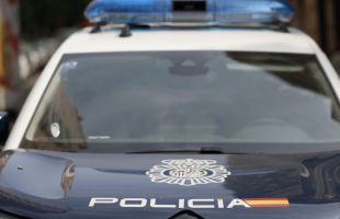 Cuatro personas heridas por arma blanca y trece detenidos tras una reyerta en Málaga