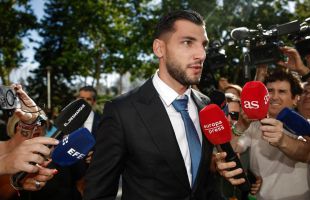 El futbolista Rafa Mir es condenado a 8 años y medio de cárcel por agresión sexual y lesiones