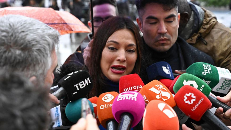 El juez ordena la detención de Mouliaá por no comparecer en la causa por calumnias contra Errejón