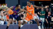 Liga ACB. El Barcelona se adelanta en la final con un partidazo en Valencia