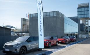 Volkswagen reinventa la formación al volante para acelerar la adopción del coche eléctrico
