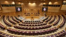 El PSOE trata de detener la moción para instar a convocar elecciones también en el Senado
