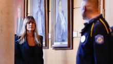 Peinado cita a Begoña Gómez el miércoles por la tarde para que entregue el pasaporte